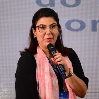 Monique-Carvalho-Coordenadora-de-Novos-Negocios-Moc-Mulheres-no-Comex-.jpg